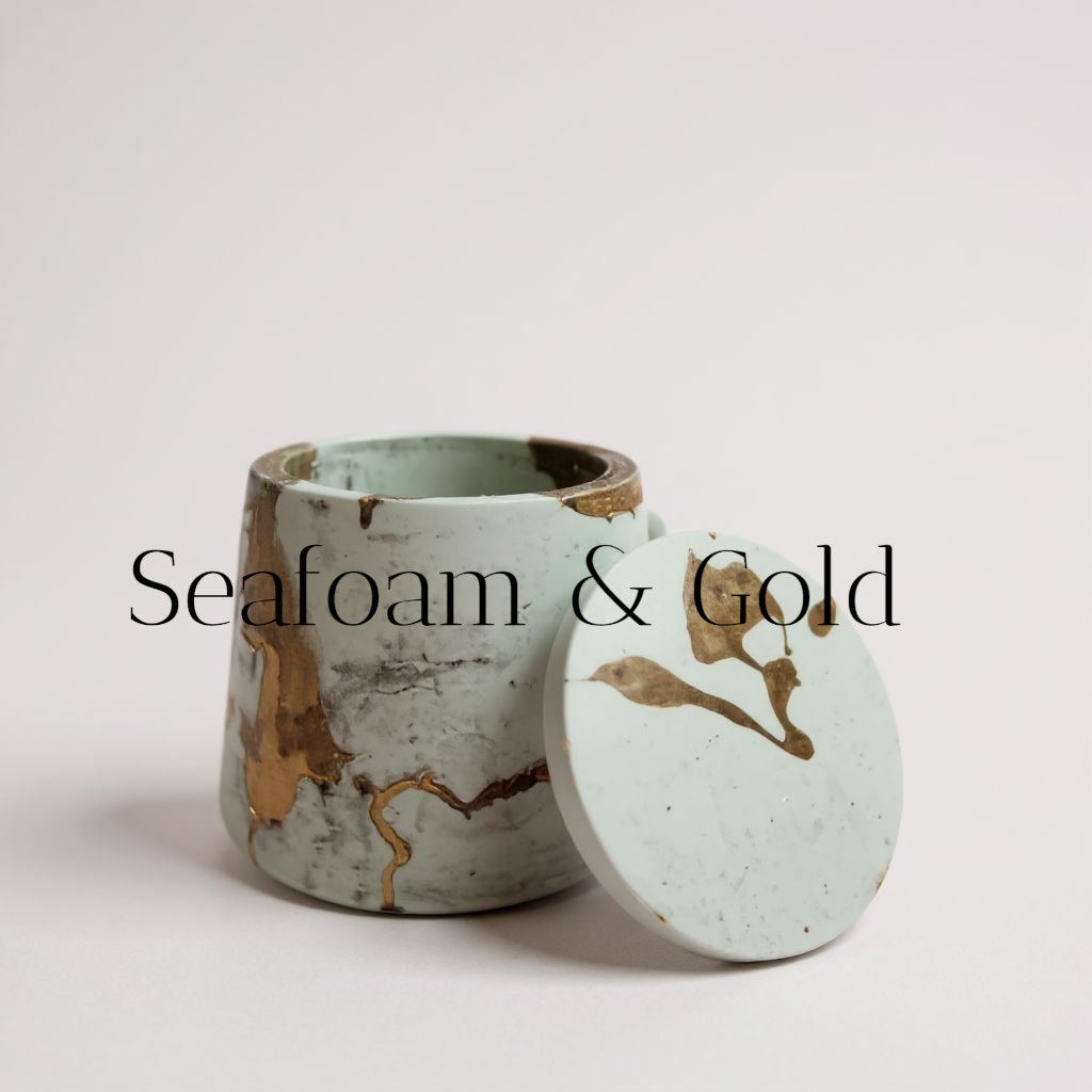 Tapered Vessel & Lid